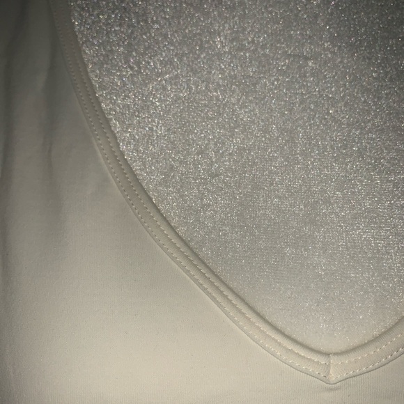 Worthington Shapewear Tank Cream/off white V-Neck Top, M/L, NWOT - Picture 2 of 4